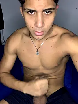tylerwarron online show from October 2025 09:34:02 PM