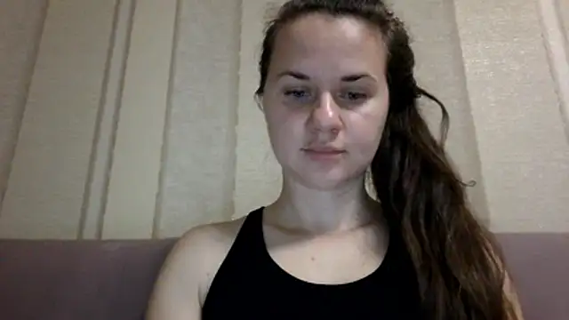 GiaaCaranggi online show from June 2026 07:52:02 PM