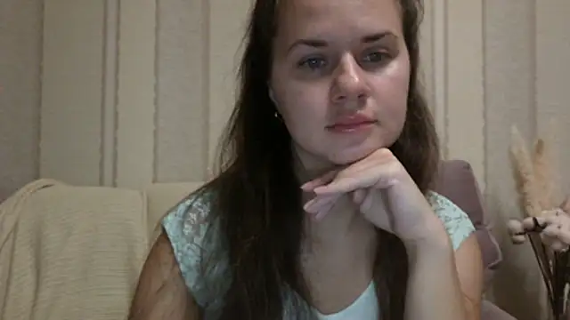 Snapshot of GiaaCaranggi chatting on November 2025 05:51:02 PM GiaaCaranggi online show from November 2025 05:51:02 PM