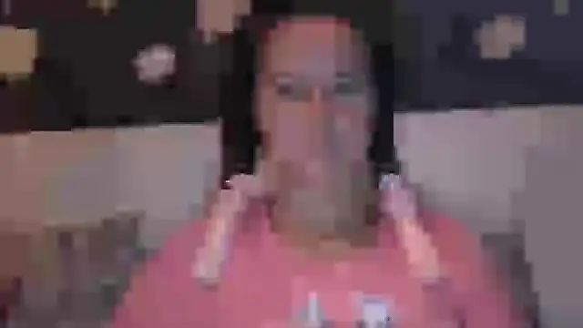 Snapshot of GiaaCaranggi chatting on October 2025 06:29:02 PM GiaaCaranggi online show from October 2025 06:29:02 PM