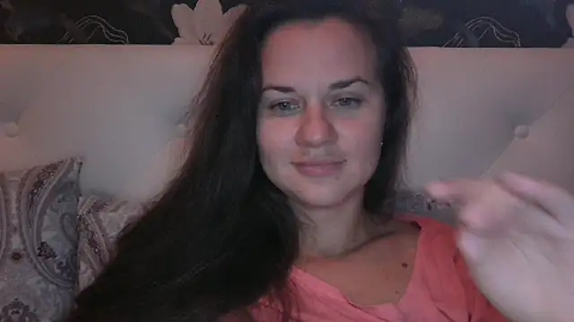 Snapshot of GiaaCaranggi chatting on October 2025 07:37:01 PM GiaaCaranggi online show from October 2025 07:37:01 PM