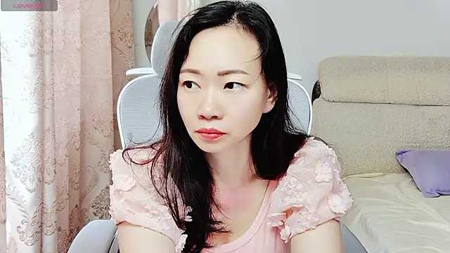 Snapshot of DJEVERY2025 chatting on July 2026 01:39:02 AM DJEVERY2025 online show from July 2026 01:39:02 AM