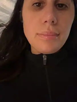 mamimamacitaaa online show from October 2025 06:07:01 PM