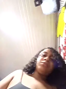 lacrespa24 online show from November 2025 05:45:02 AM