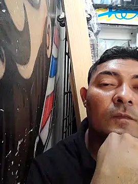 Snapshot of sexyandres_23 chatting on October 2025 03:47:02 PM sexyandres 23 online show from October 2025 03:47:02 PM