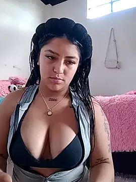 nikol 206 online show from October 2025 06:38:02 PM