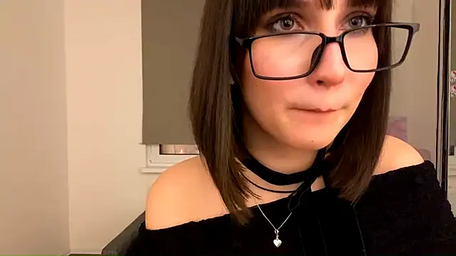 nikabloom online show from November 2025 05:35:01 PM