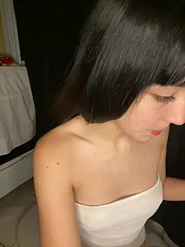 Pilarq9 online show from April 2026 05:08:02 AM