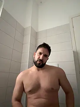 Snapshot of ReDiBastoni90 chatting on October 2025 01:24:02 PM ReDiBastoni90 online show from October 2025 01:24:02 PM