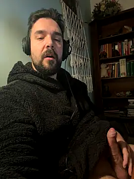 ReDiBastoni90 online show from December 2025 08:24:02 AM