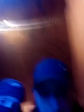 Laroukineee online show from October 2025 12:12:02 AM