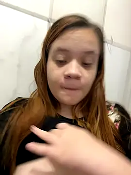 ruivinhadancer online show from December 2025 01:38:02 AM