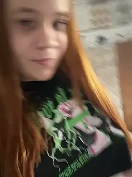 ruivinhadancer online show from October 2025 03:20:02 PM