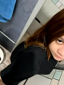 ruivinhadancer online show from November 2025 01:43:02 AM