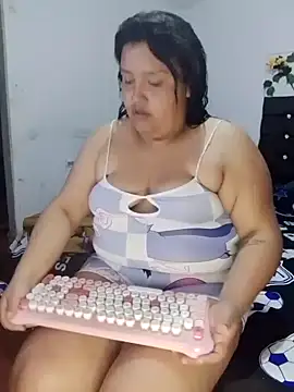 natt-bigass online show from November 2025 03:50:01 AM