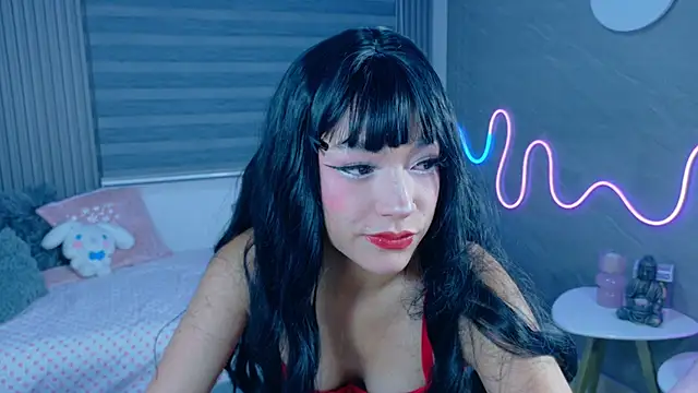 Snapshot of Naaomi_cute chatting on October 2025 09:00:02 AM Naaomi cute online show from October 2025 09:00:02 AM