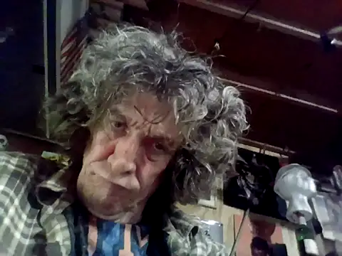 OldManOnline online show from April 2026 02:02:02 AM