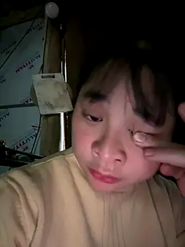 Linh-xxx online show from January 2026 08:41:01 AM