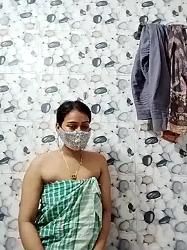 Hot Baby250 online show from April 2026 01:41:02 PM