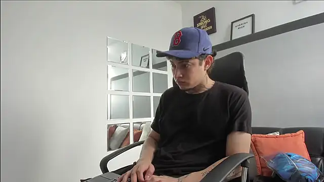 Sky Wild online show from October 2025 08:17:02 PM