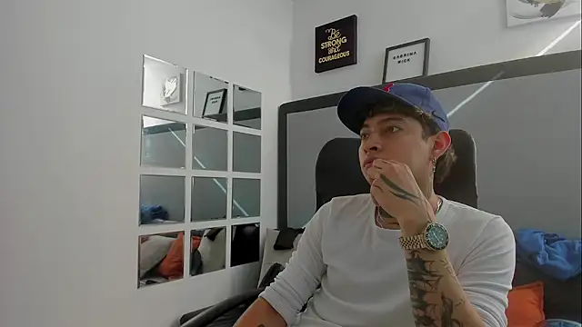 Sky Wild online show from October 2025 08:20:01 PM