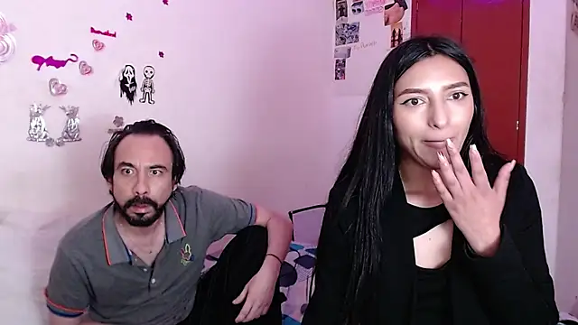 Isis Robert online show from December 2025 04:39:02 AM