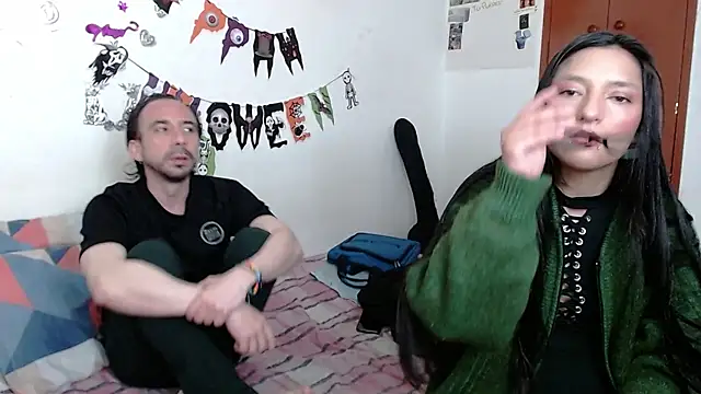 Isis Robert online show from November 2025 10:59:02 PM