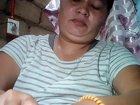 Snapshot of kissableapple36 chatting on November 2025 11:10:02 AM kissableapple36 online show from November 2025 11:10:02 AM