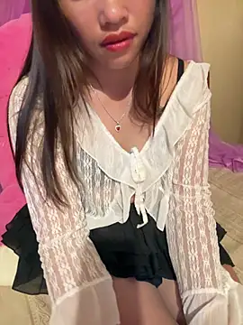 -Paige- online show from April 2026 02:27:02 AM