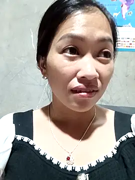 Snapshot of -Paige- chatting on October 2025 12:04:02 PM -Paige- online show from October 2025 12:04:02 PM