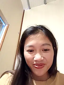 Snapshot of -Paige- chatting on November 2025 06:03:02 AM -Paige- online show from November 2025 06:03:02 AM