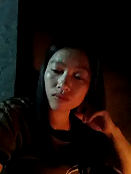 Snapshot of -Paige- chatting on December 2025 11:42:02 AM -Paige- online show from December 2025 11:42:02 AM