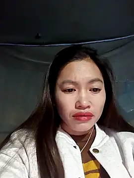 Snapshot of -Paige- chatting on November 2025 02:23:02 AM -Paige- online show from November 2025 02:23:02 AM