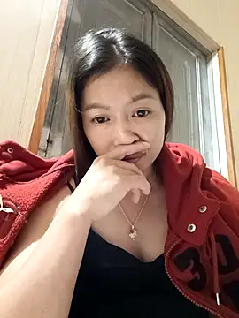 Snapshot of -Paige- chatting on October 2025 05:32:02 PM -Paige- online show from October 2025 05:32:02 PM