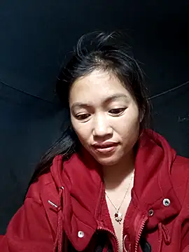 Snapshot of -Paige- chatting on November 2025 01:42:01 AM -Paige- online show from November 2025 01:42:01 AM