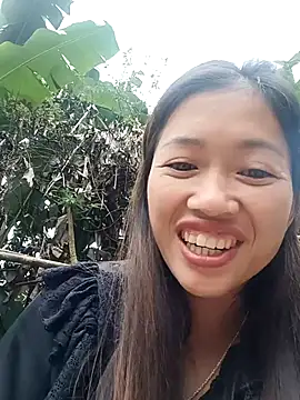 Snapshot of -Paige- chatting on October 2025 01:57:01 AM -Paige- online show from October 2025 01:57:01 AM