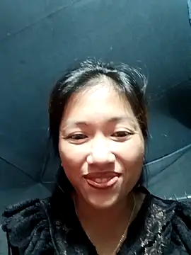 Snapshot of -Paige- chatting on October 2025 03:16:01 AM -Paige- online show from October 2025 03:16:01 AM