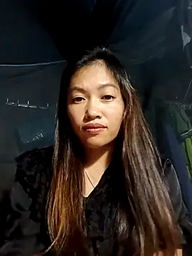 Snapshot of -Paige- chatting on October 2025 01:53:04 PM -Paige- online show from October 2025 01:53:04 PM