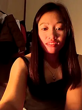 Snapshot of -Paige- chatting on December 2025 11:49:01 AM -Paige- online show from December 2025 11:49:01 AM