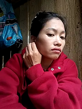 Snapshot of -Paige- chatting on October 2025 02:11:02 AM -Paige- online show from October 2025 02:11:02 AM