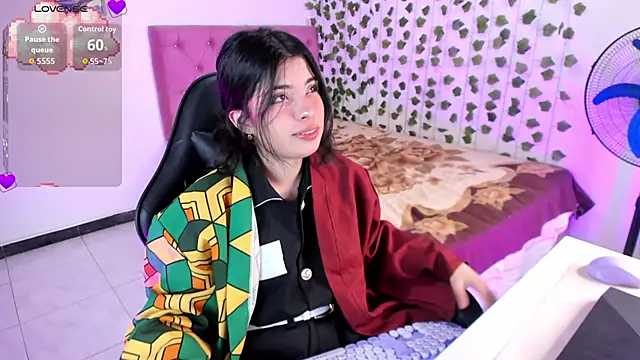 selina lovers  online show from October 2025 02:54:01 AM