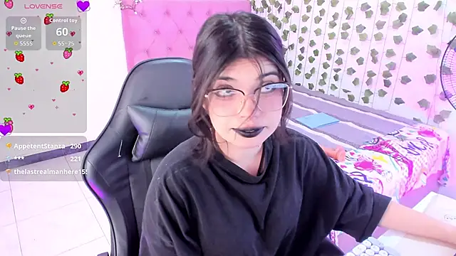 selina lovers  online show from November 2025 02:26:02 AM