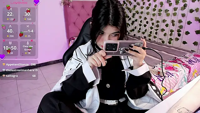 selina lovers  online show from November 2025 04:17:02 AM