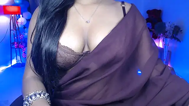 Snapshot of Rashiii_ chatting on June 2026 06:57:01 AM Rashiii online show from June 2026 06:57:01 AM