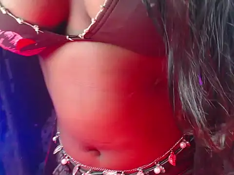 Rashiii  online show from December 2025 07:52:02 PM