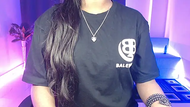 Rashiii  online show from January 2026 03:54:02 AM