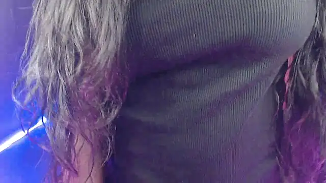 Rashiii  online show from January 2026 01:07:01 PM