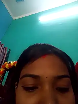 Snapshot of Prishacam2 chatting on October 2025 05:28:01 AM Prishacam2 online show from October 2025 05:28:01 AM