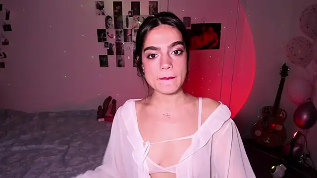 nightfloatt online show from November 2025 12:53:01 PM