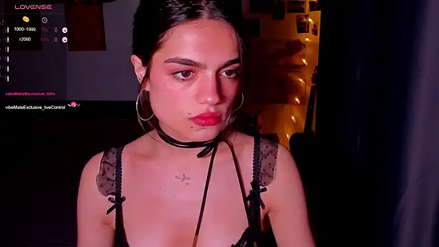 nightfloatt online show from May 2026 06:34:02 PM